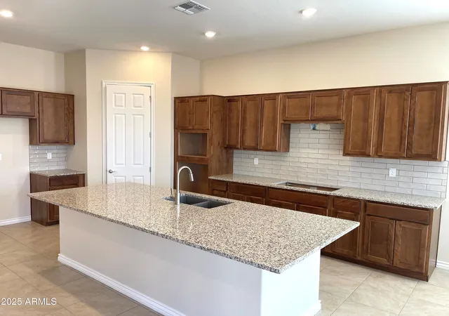 2nd image of 10022 W Verde Ln, Avondale, AZ 85392 | MLS# 6889187