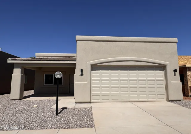 1st image of 672 S Meadowood Ln, Sierra Vista, AZ 85635 | MLS# 6951059