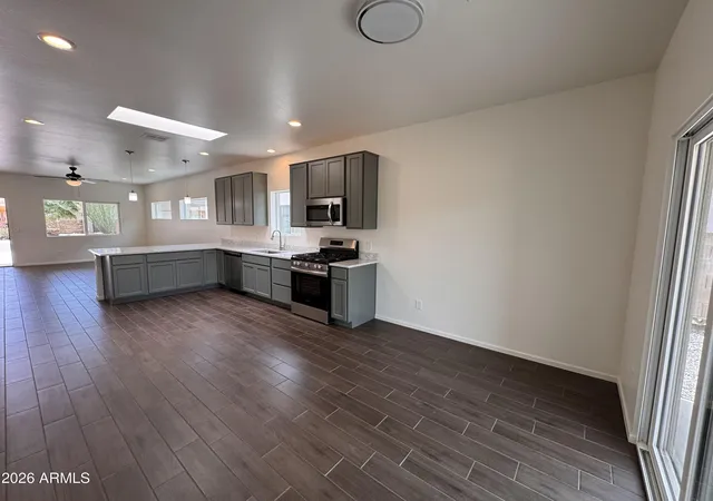 5th image of 742 S Meadowood Ln, Sierra Vista, AZ 85635 | MLS# 6951063
