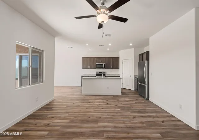 Photo 3 of Sale Pending at 651 W Pintail Dr, Casa Grande, AZ 85122 | MLS# 6892496 | Listing updated on 2026-09-01