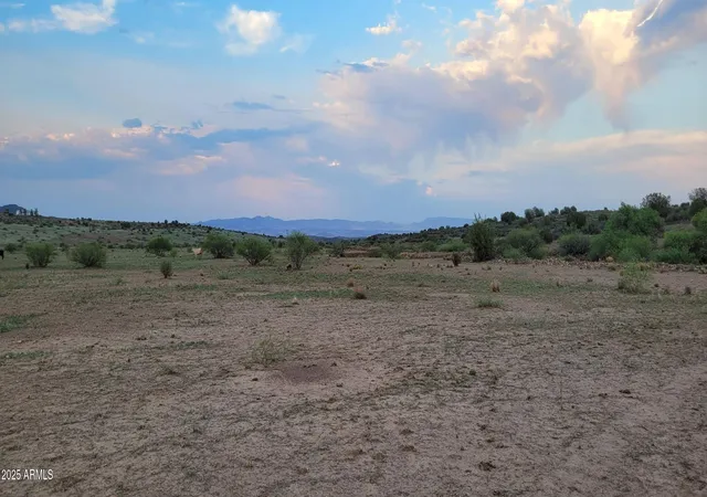 Photo 4 of Land for sale at 12600 S Blue Bell Rd, Mayer, AZ 86333 | MLS# 6893581 | Listing updated on 2026-05-22