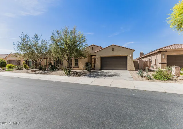 Homes for sale in Goodyear, AZ | 18135 W Willow Dr W, Goodyear, AZ 85338 | MLS# 6901528