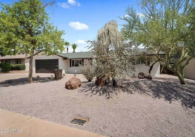 3rd image of 1018 E Marigold Ln, Tempe, AZ 85288 | MLS# 6896244