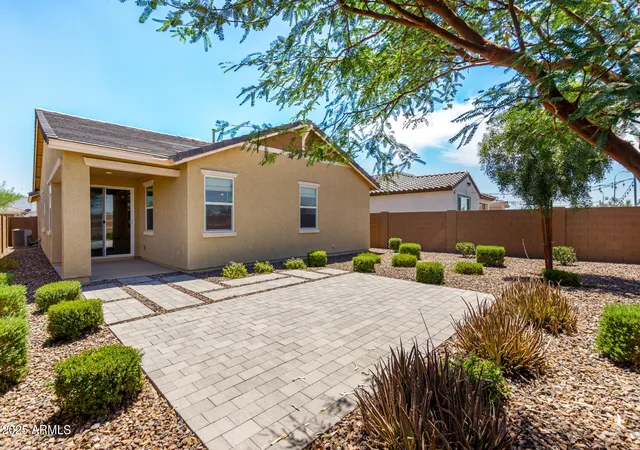 Photo 2 of Sale Pending at 12524 W Trumbull Rd, Avondale, AZ 85323 | MLS# 6897122 | Listing updated on 2026-09-06