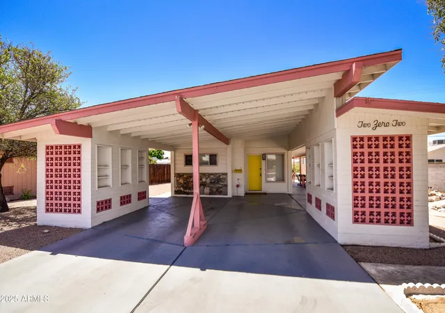 Photo 1 of Single family home for sale at 202 N 58th St, Mesa, AZ 85205 | MLS# 6903070 | Listing updated on 2026-08-24