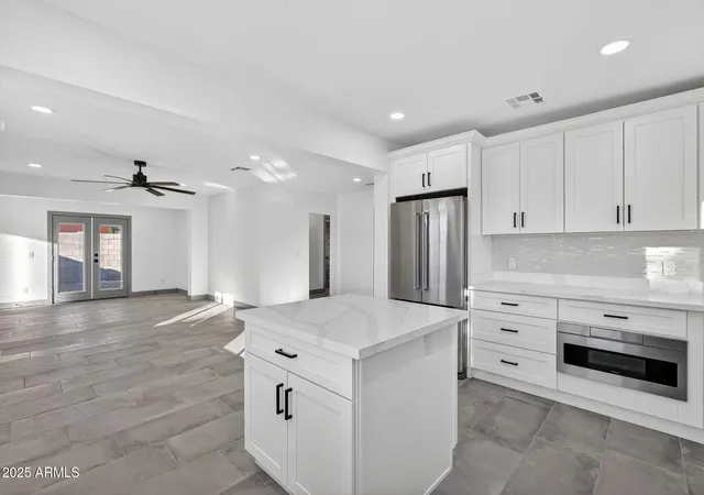Photo 4 of Single family home for sale at 3241 N 27Th Pl, Phoenix, AZ 85016 | MLS# 6897677 | Listing updated on 2026-09-28