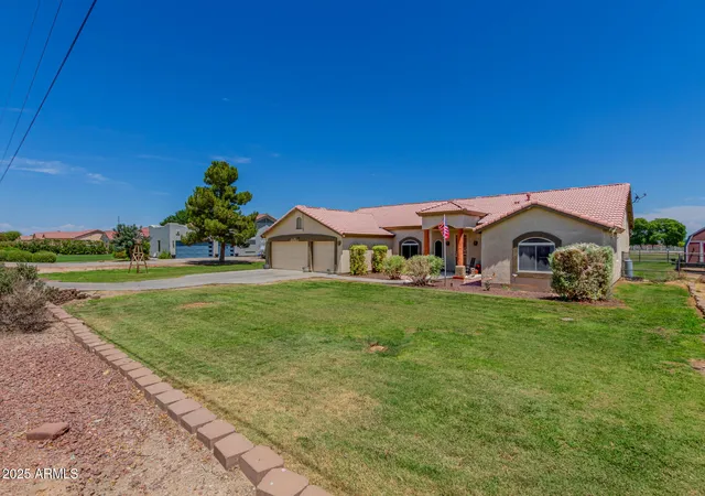 Photo 3 of Single family home for sale at 3013 S 201st Drive, Buckeye, AZ 85326 | MLS# 6899922 | Listing updated on 2026-09-07