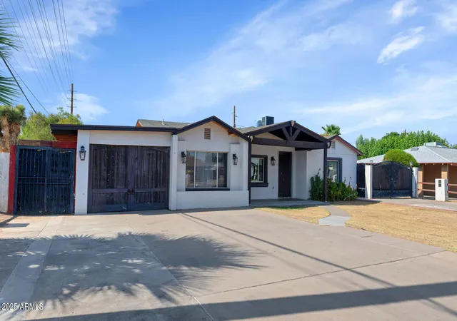 Homes for sale in Phoenix, AZ | 2303 W Marshall Ave, Phoenix, AZ 85015 | MLS# 6909303