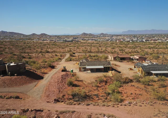 Photo 3 of Single family home for sale at 1645 W Arrowhead Ln, San Tan Valley, AZ 85144 | MLS# 6903310 | Listing updated on 2026-08-11