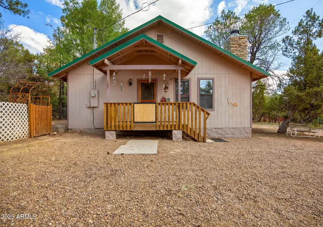Homes for sale in Overgaard, AZ | 2882 Verde Rd, Overgaard, AZ 85933 | MLS# 6903316