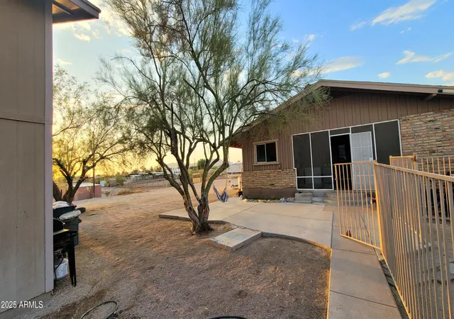 Photo 3 of Single family home for sale at 522 S Cortez Rd, Apache Junction, AZ 85119 | MLS# 6905047 | Listing updated on 2026-09-21