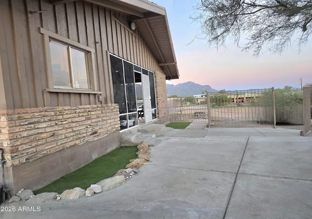 Photo 1 of Single family home for sale at 522 S Cortez Rd, Apache Junction, AZ 85119 | MLS# 6905047 | Listing updated on 2026-09-21