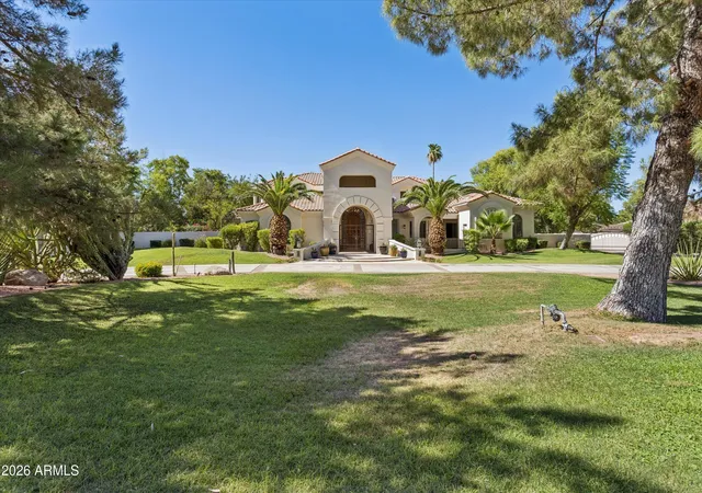 2nd image of 5912 E Sapphire Ln, Paradise Valley, AZ 85253 | MLS# 7051163