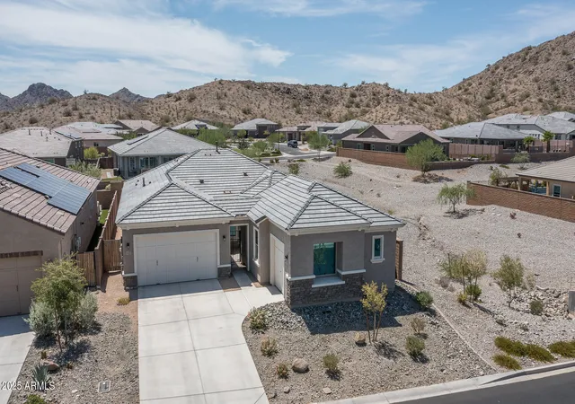 Photo 2 of Single family home for sale at 16527 W Valencia Dr, Goodyear, AZ 85338 | MLS# 7008244 | Listing updated on 2026-10-21
