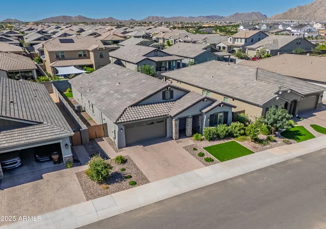 Photo 4 of Single family home for sale at 2995 W Lynx Dr, San Tan Valley, AZ 85144 | MLS# 6908881 | Listing updated on 2026-08-23