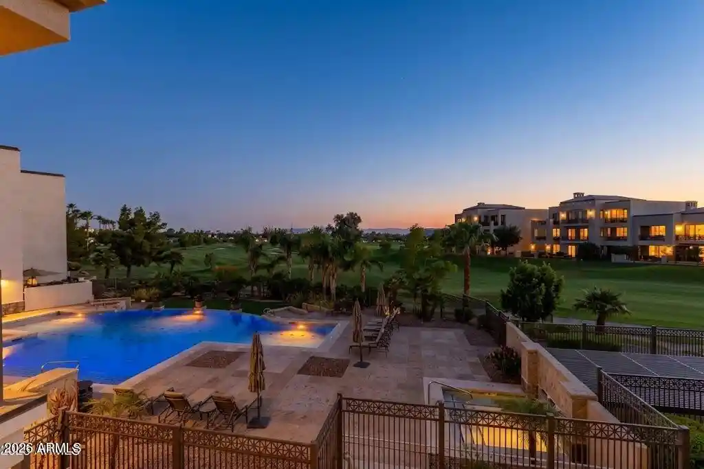 Photo 1 of Condo for sale at 8 Biltmore Est #202, Phoenix, AZ 85016 | MLS# 6909128 | Listing updated on 2026-09-23