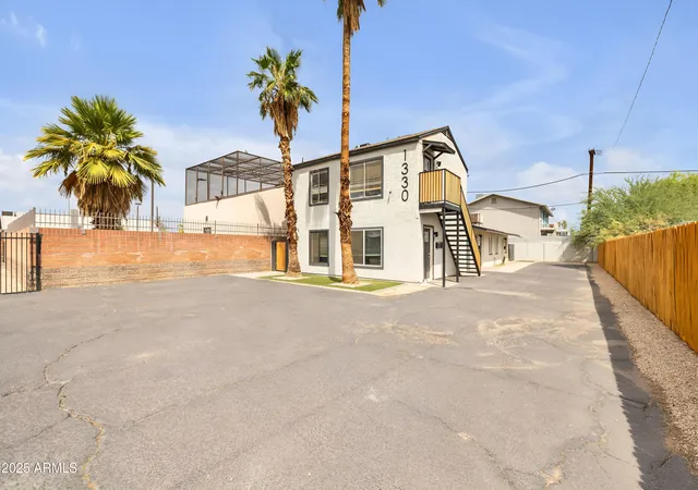 Homes for sale in Phoenix, AZ | 1330 W Fillmore St, Phoenix, AZ 85007 | MLS# 6910698