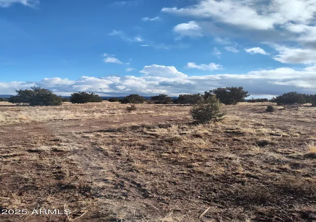 Photo 3 of Land for sale at Xxx Xxx #15, Seligman, AZ 86337 | MLS# 6910481 | Listing updated on 2026-01-01