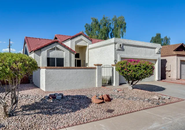 3rd image of 6534 W North Ln, Glendale, AZ 85302 | MLS# 6913352