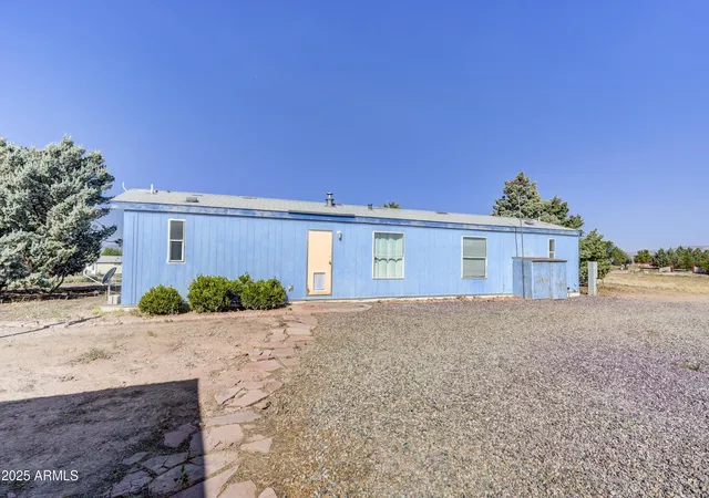 Homes for sale in Paulden, AZ | 1805 W Carriage Ln, Paulden, AZ 86334 | MLS# 6912846