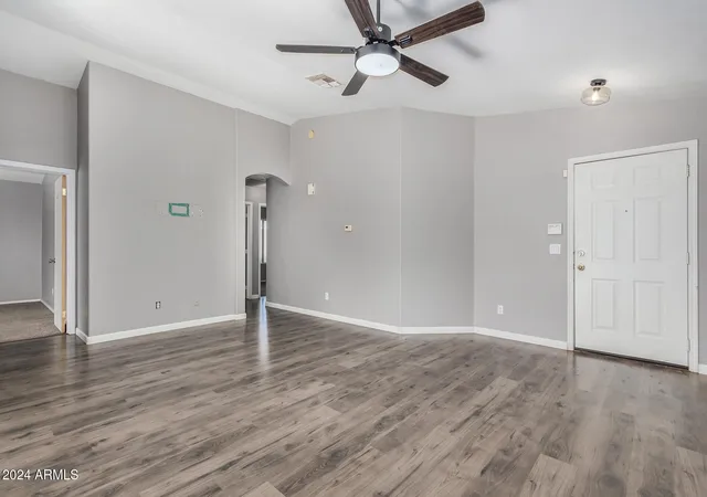 Photo 3 of Sale Pending at 8757 W Griswold Rd, Peoria, AZ 85345 | MLS# 6912069 | Listing updated on 2026-07-20