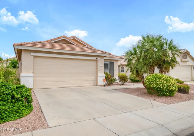 2nd image of 17614 W Arcadia Dr, Surprise, AZ 85374 | MLS# 6912806