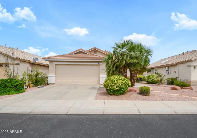 3rd image of 17614 W Arcadia Dr, Surprise, AZ 85374 | MLS# 6912806