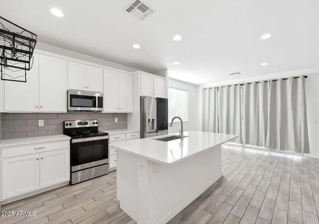Photo 3 of Single family home for sale at 1744 W Hopi Dr, Coolidge, AZ 85128 | MLS# 6914421 | Listing updated on 2026-09-16