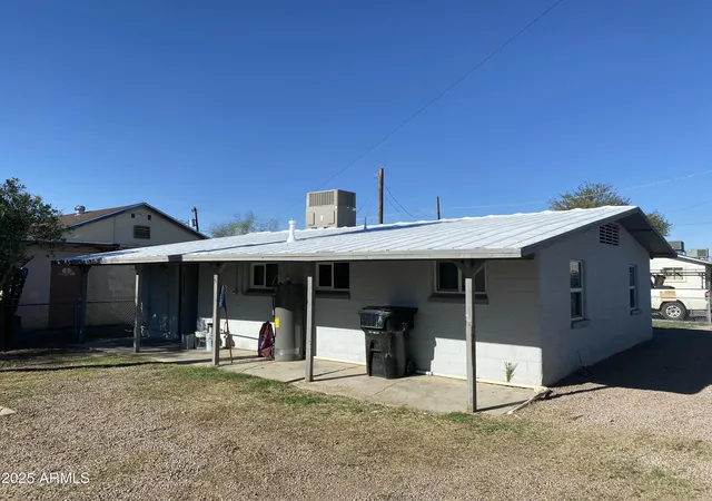 Homes for sale in Eloy, AZ | 203 E 12th St, Eloy, AZ 85131 | MLS# 6913777