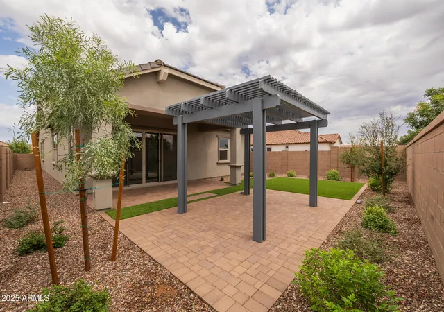 Photo 2 of Single family home for sale at 22439 E Oriole Way, Queen Creek, AZ 85142 | MLS# 6914427 | Listing updated on 2026-08-25