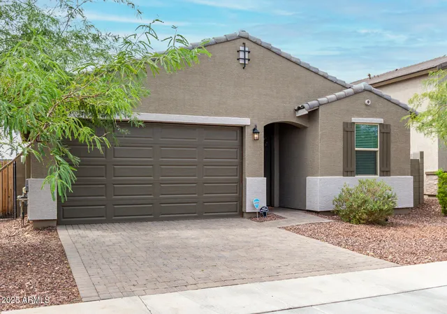 Homes for sale in Surprise, AZ | 17729 W Fetlock Trl, Surprise, AZ 85387 | MLS# 6915574