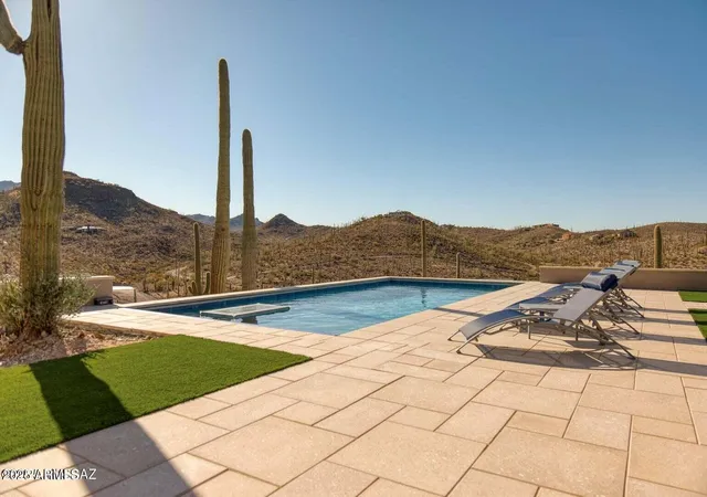 Homes for sale in Tucson, AZ | 5901 W El Camino Del Cerro --, Tucson, AZ 85745 | MLS# 6936857