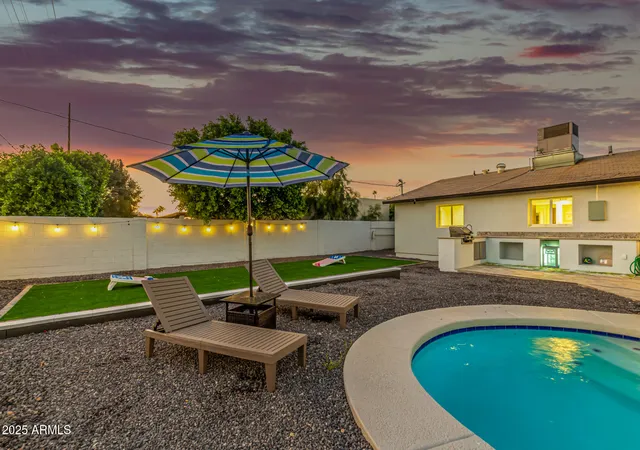 Photo 4 of Single family home for sale at 8225 E Crestwood Way, Scottsdale, AZ 85250 | MLS# 6915971 | Listing updated on 2026-09-09