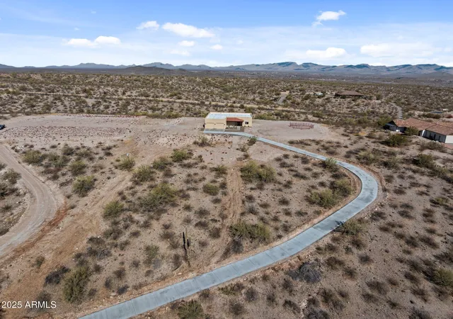 Homes for sale in Wickenburg, AZ | 4950 Black Mountain Rd, Wickenburg, AZ 85390 | MLS# 6917783