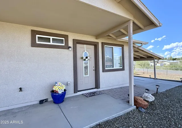 Photo 2 of Single family home for sale at 20233 E Sunset Ln, Mayer, AZ 86333 | MLS# 6929591 | Listing updated on 2026-10-10
