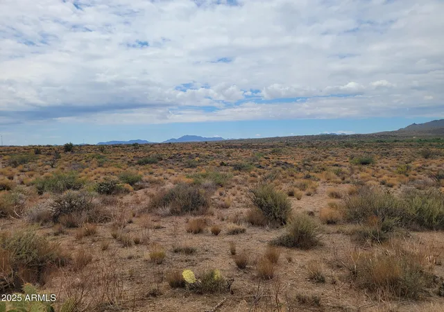 4th image of Lots 40&41 W Traveler Way #40&41, Congress, AZ 85332 | MLS# 6919853