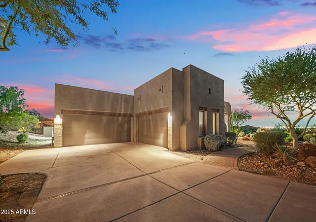 5th image of 10302 S 16Th Ave, Phoenix, AZ 85041 | MLS# 6928459