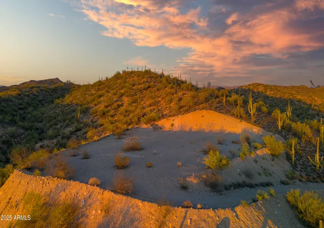 Photo 4 of Land for sale at 123xx W Stonehedge Ranch Rd #7, Wickenburg, AZ 85390 | MLS# 6921368 | Listing updated on 2026-09-07