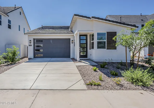 Homes for sale in San Tan Valley, AZ | 3341 W Garnet St, San Tan Valley, AZ 85144 | MLS# 6921568