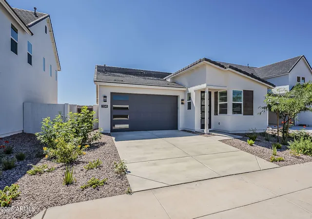 Homes for sale in San Tan Valley, AZ | 3341 W Garnet St, San Tan Valley, AZ 85144 | MLS# 6921568