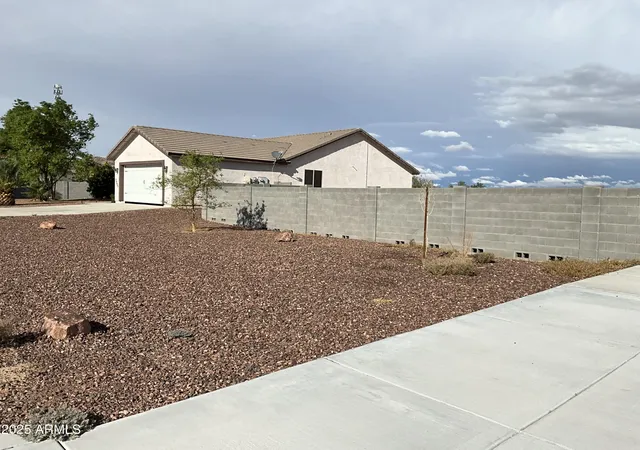 3rd image of 3007 S 271St Ln, Buckeye, AZ 85326 | MLS# 6925875