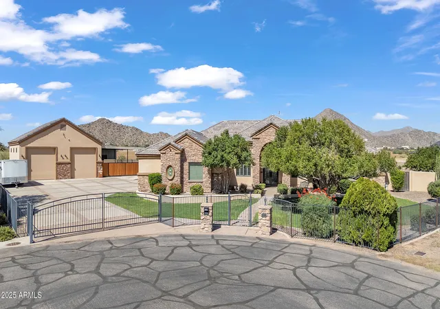 Homes for sale in Coolidge, AZ | 7172 W Gelding Ln, Coolidge, AZ 85128 | MLS# 6940759