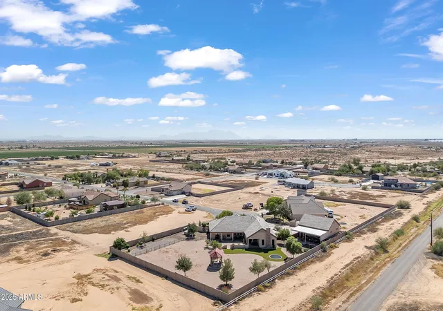 Homes for sale in Coolidge, AZ | 7172 W Gelding Ln, Coolidge, AZ 85128 | MLS# 6940759