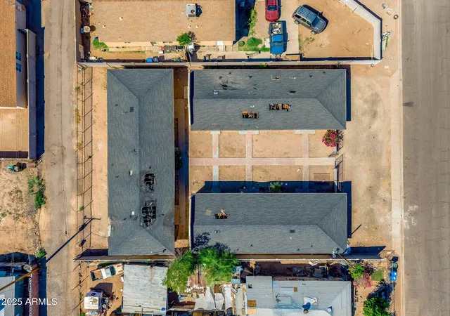 Photo 2 of Townhouse for sale at 2505 E Monroe St, Phoenix, AZ 85034 | MLS# 6933943 | Listing updated on 2026-08-25