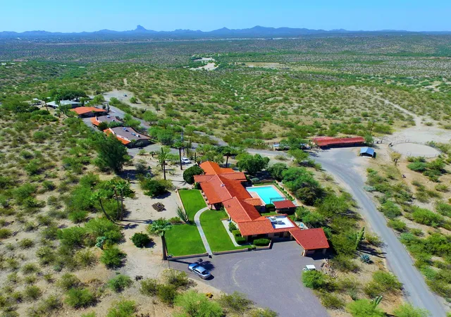 Photo 1 of Mansion for sale at 56550 Rancho Casitas Rd, Wickenburg, AZ 85390 | MLS# 6925492 | Listing updated on 2026-08-31