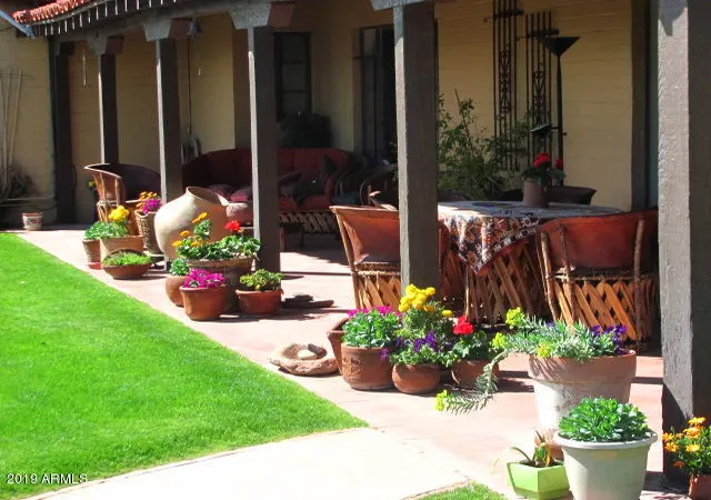 Photo 2 of Mansion for sale at 56550 Rancho Casitas Rd, Wickenburg, AZ 85390 | MLS# 6925492 | Listing updated on 2026-08-31