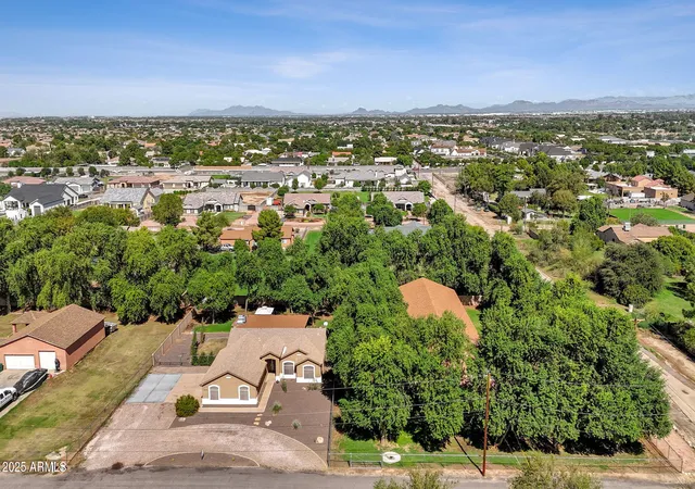 Photo 4 of Sale Pending at 18132 E Bellerive Dr, Queen Creek, AZ 85142 | MLS# 6926103 | Listing updated on 2026-04-19