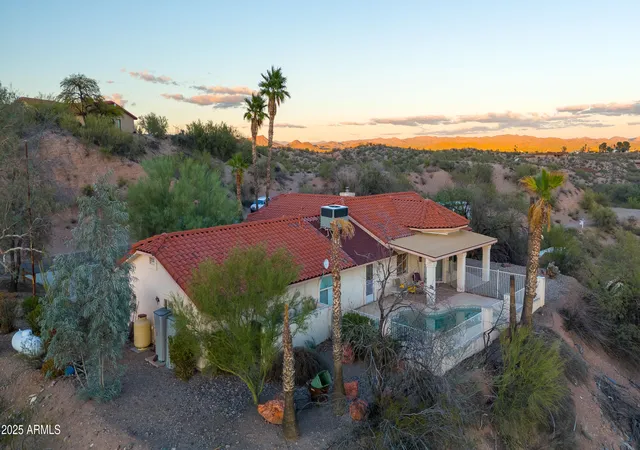 Photo 2 of Single family home for sale at 1201 Easy St, Wickenburg, AZ 85390 | MLS# 6925701 | Listing updated on 2026-04-16