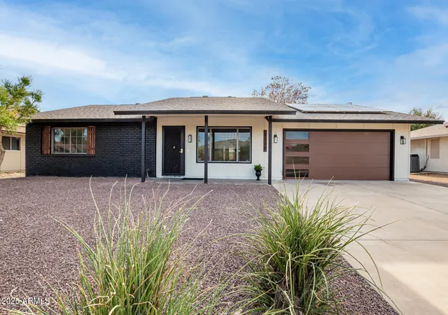 1st image of 9339 W Spanish Moss Ln, Sun City, AZ 85373 | MLS# 6926412