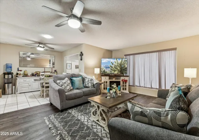 Photo 4 of Single family home for sale at 11002 W Deanne Dr, Sun City, AZ 85351 | MLS# 6926805 | Listing updated on 2026-10-28